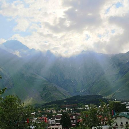 Guesthouse Suja Kazbegi Exterior foto